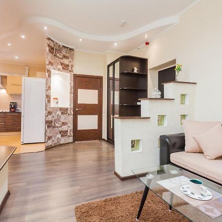 Navit Apartments With Breakfast,Near The Railway Station, The City Center, The Park Kiew Exterior foto