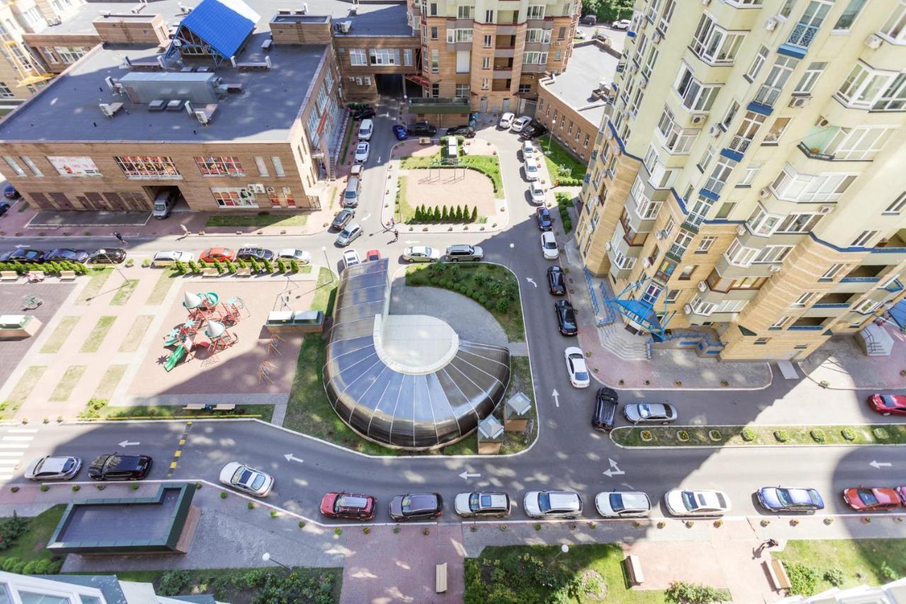 Navit Apartments With Breakfast,Near The Railway Station, The City Center, The Park Kiew Exterior foto
