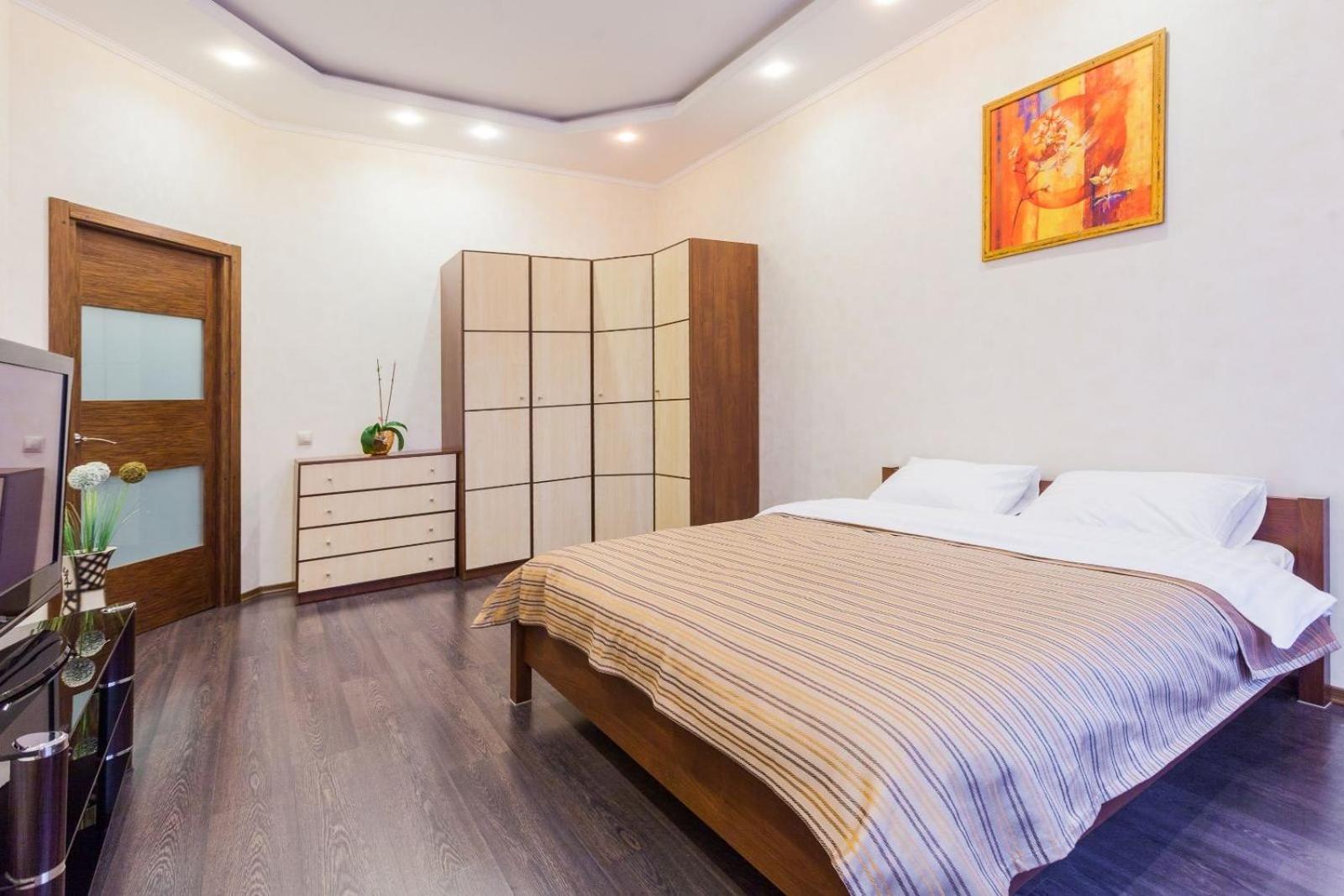 Navit Apartments With Breakfast,Near The Railway Station, The City Center, The Park Kiew Exterior foto