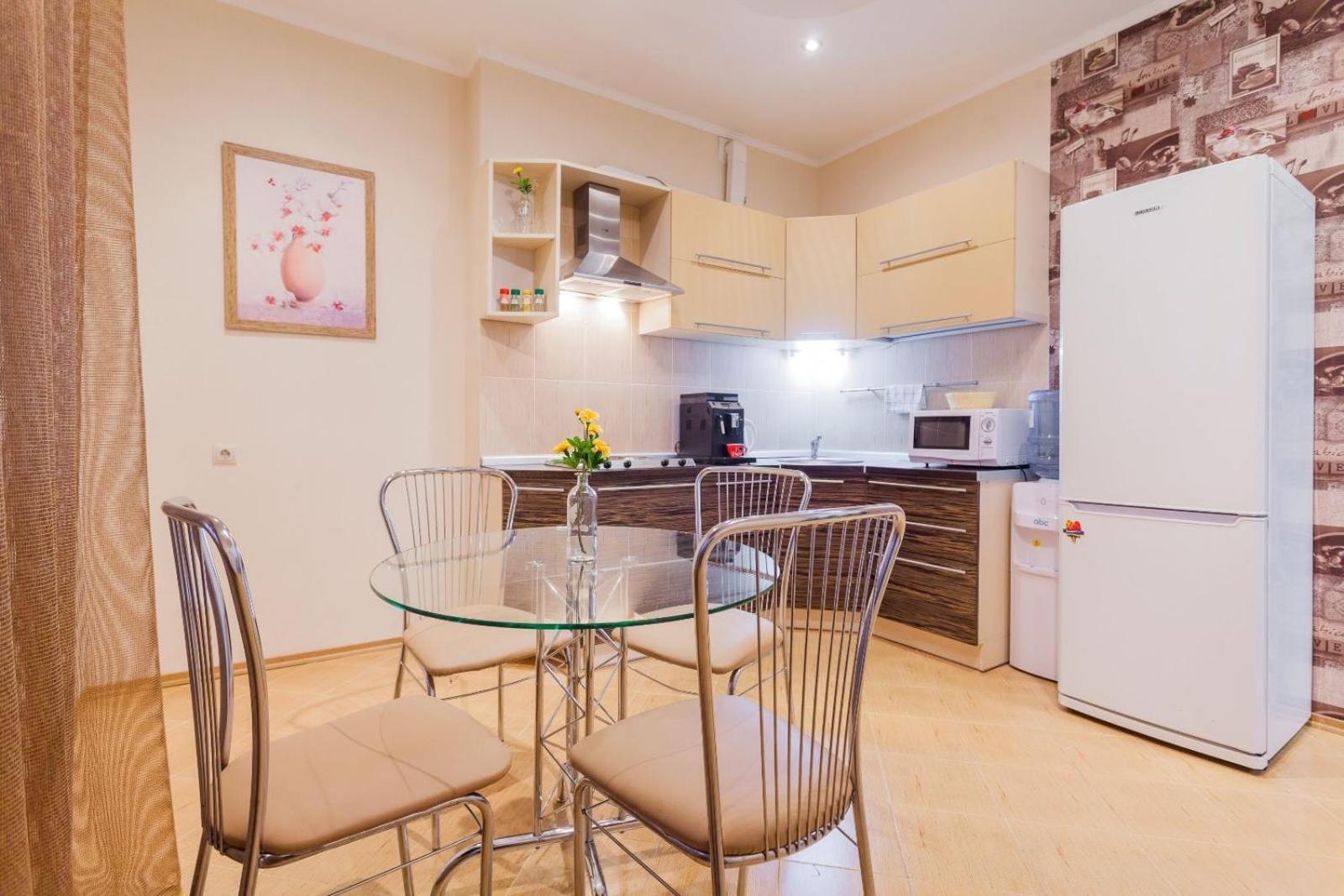 Navit Apartments With Breakfast,Near The Railway Station, The City Center, The Park Kiew Exterior foto